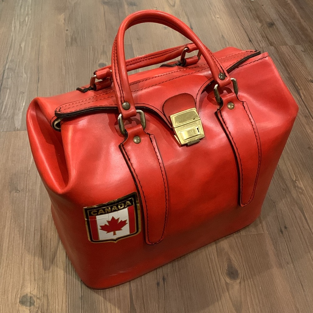 Vintage vinyl Satchel made in Italy 🇮🇹